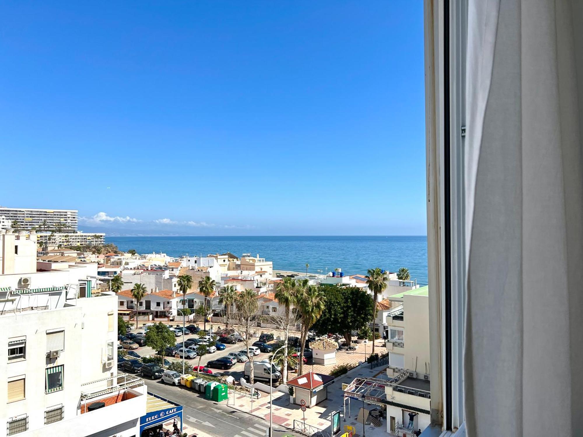 Апартаменты En Carihuela Con Vistas Y Plaza De Garaje, Nucleo Cristal Торремолинос Экстерьер фото